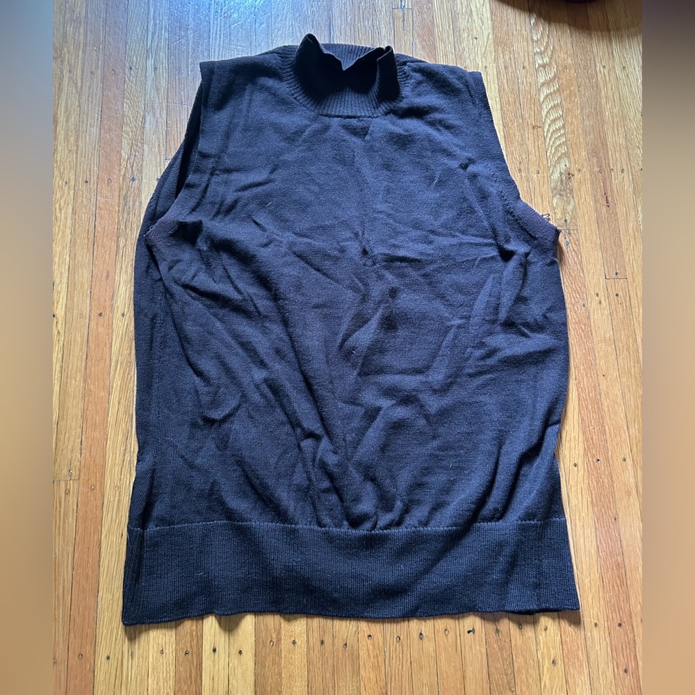 Brown wool sleeveless mock turtleneck